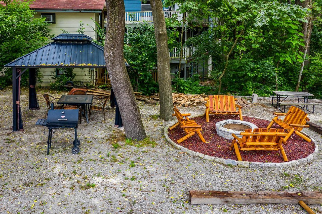 Log Cabin Inn Eureka Springs Buitenkant foto