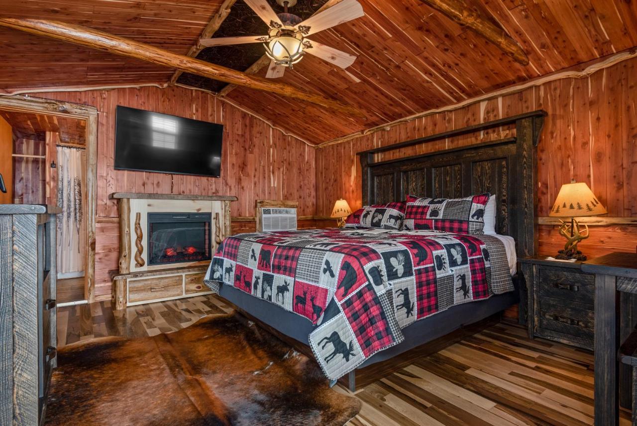 Log Cabin Inn Eureka Springs Buitenkant foto