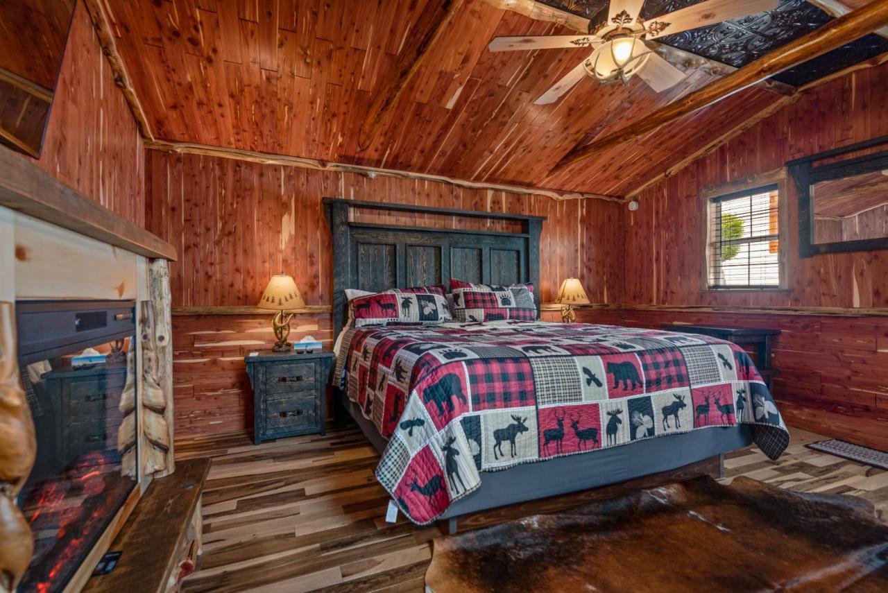 Log Cabin Inn Eureka Springs Buitenkant foto