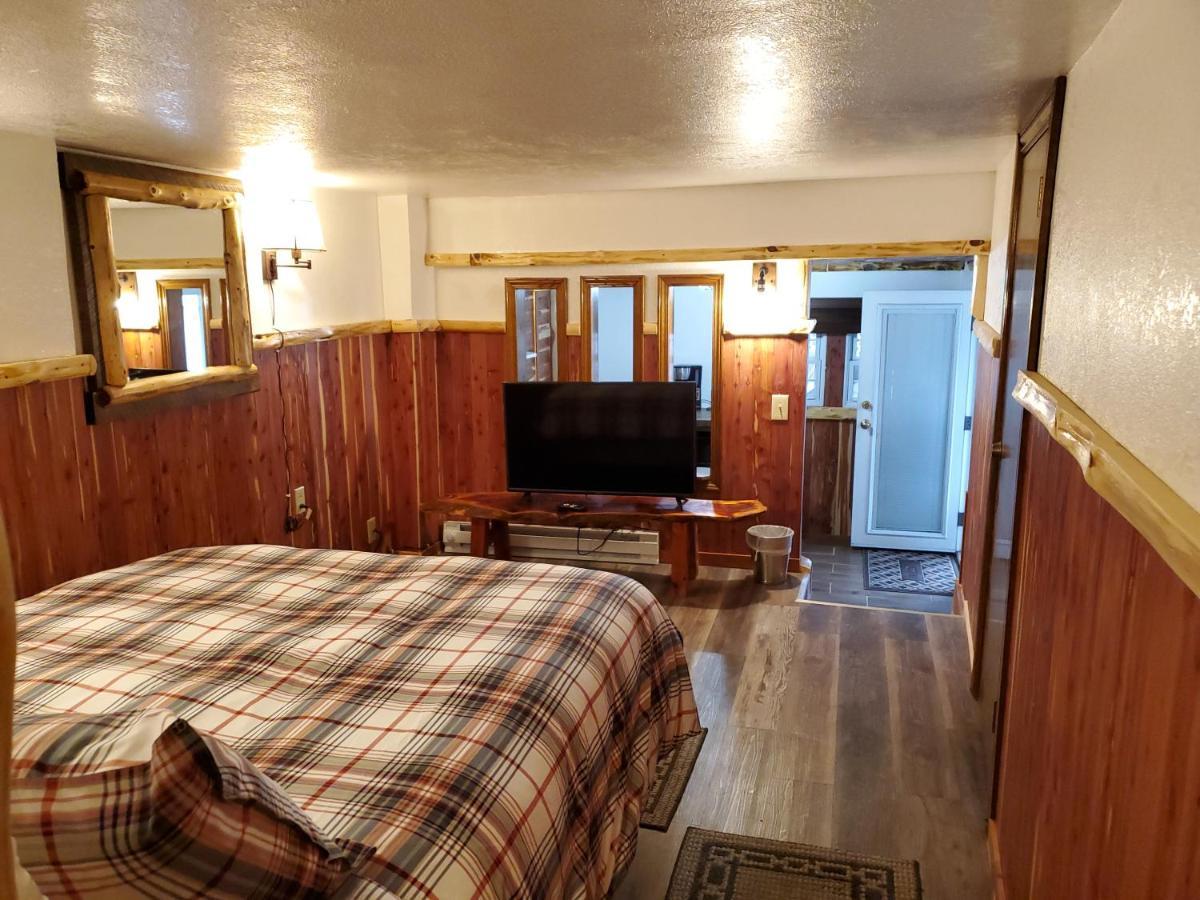 Log Cabin Inn Eureka Springs Buitenkant foto